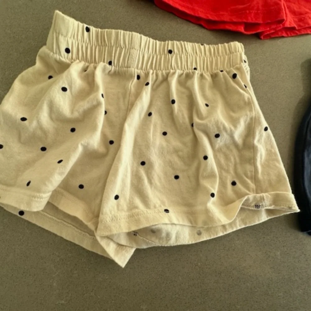 Three pairs H&M 2-4 years Girl Shorts-2 never worn Red, Navy, Polka Dot